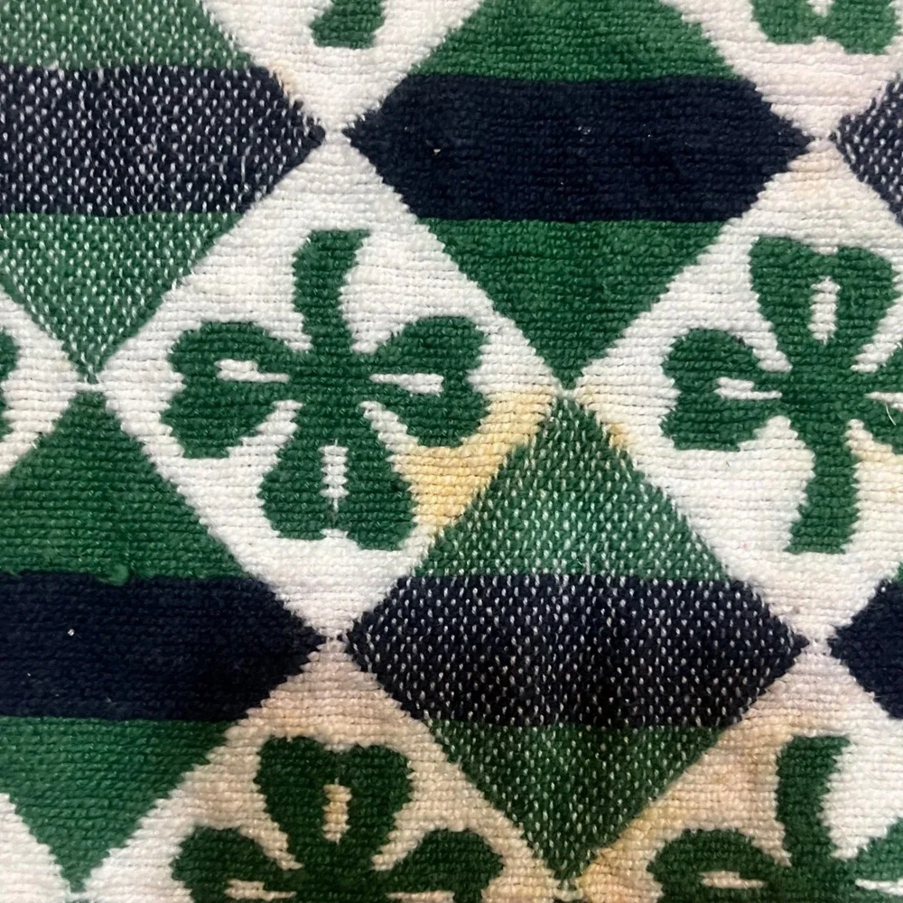 St Patricks Day Shamrock Table Runner Green Argyle Fringed 32x13 Irish‎ Decor